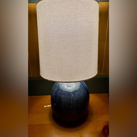 Mini Lamp - Picture 1 of 3